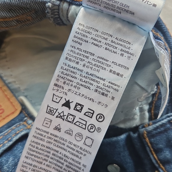 Levi's Wedgie Straight Classic Blue Jean Size 26 - Picture 4 of 11